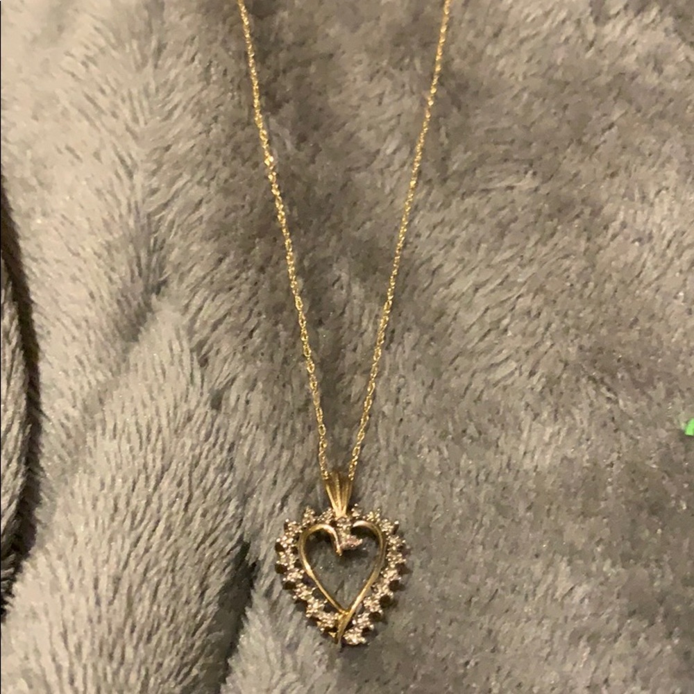 Diamond heart necklace